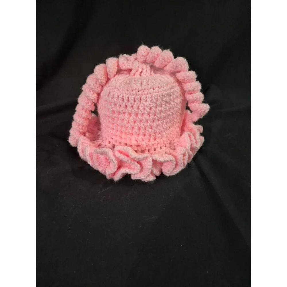 Vintage Hand Crocheted Toilet Paper Holder Peachy